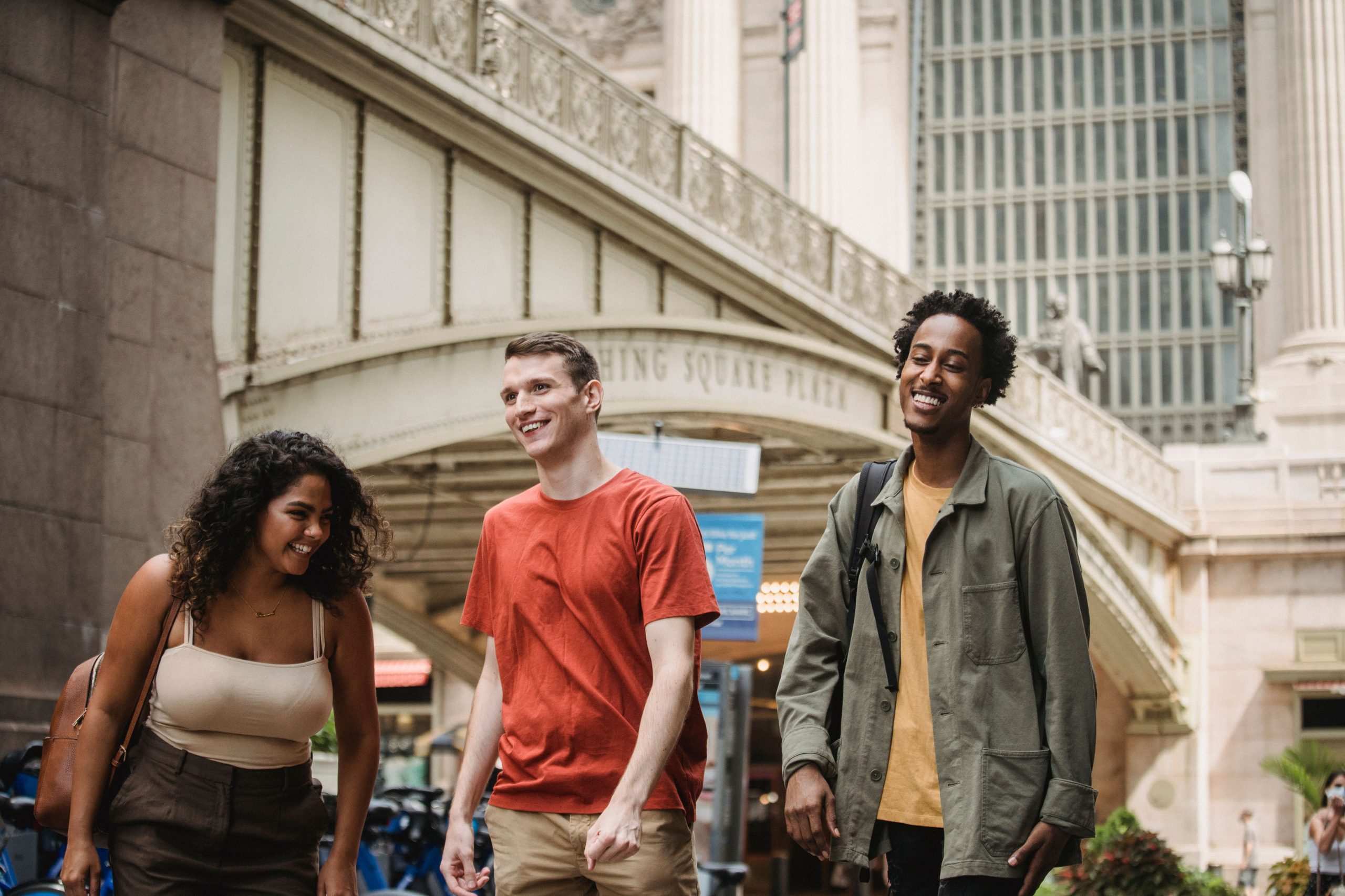 Residencia Estudiantil NYC 2026: Cómo encontrar alojamiento asequible fuera del campus en Nueva York